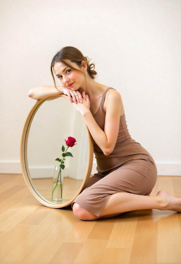 Elegant Vintage Oval Mirror - GlassAura