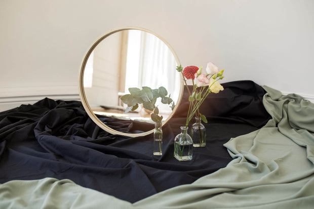 Elegant Vintage Oval Mirror - GlassAura